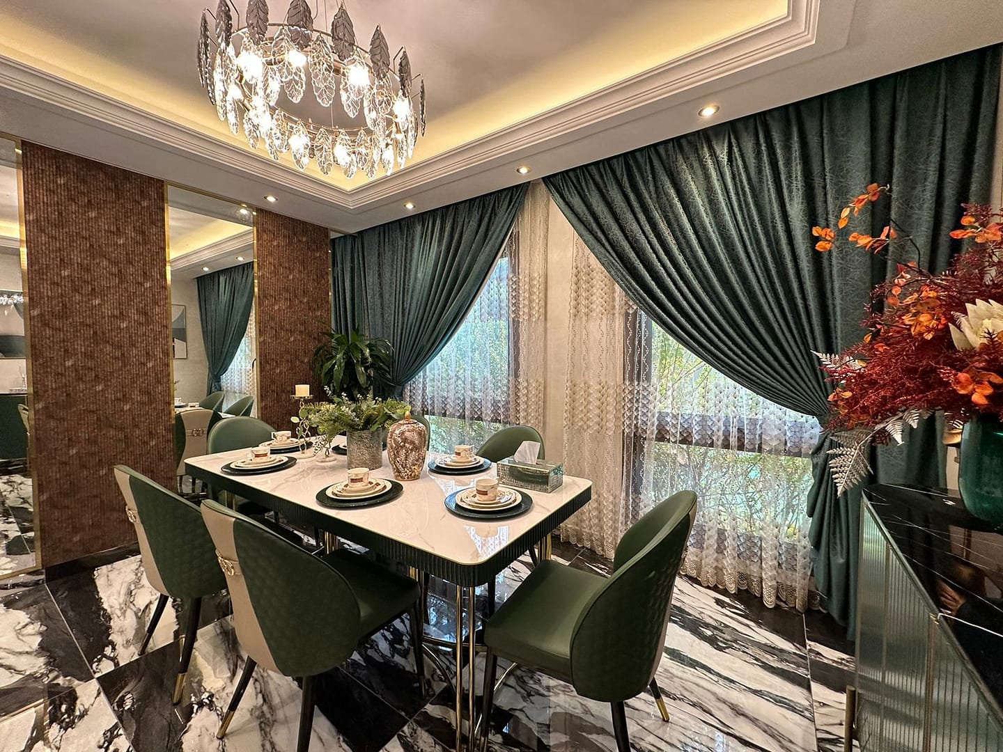 Luxurious 4-Bedroom Villa in Mina Al Arab Granada